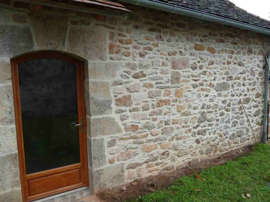 Joint à la chaux, façade en pierre Châtellerault